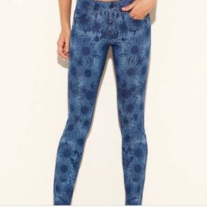 GUESS Brittany Skinny-Ankle Sunflower Jeans 28
